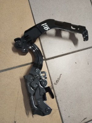 Mercedes w205 петля капот лівий a2058800828 фото №1