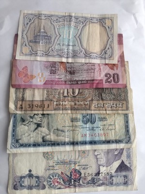 Zestaw banknotów różne