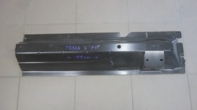 Tesla 3 iii 17-25 обшивка поріг поріг підсилювач праве фото №1