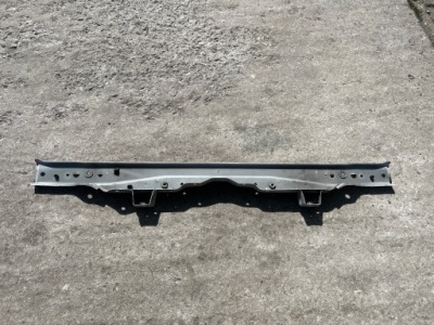 Pas передний усилитель верхний toyota hilux viii 8 фото №1