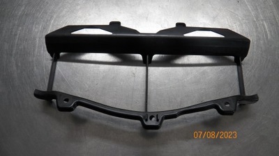 Кронштейн решётка радиатора mazda 2 da6g-501t1 фото №1