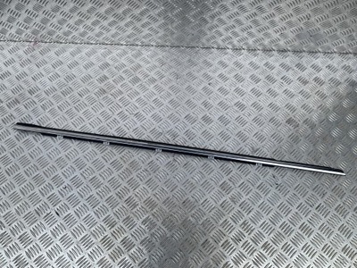 Молдинг ущільнювач правий перед ceed iii lift 21- фото №1