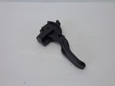 Opel meriva b ручка открывания капот + кронштейн 13128231 13128233 фото №1