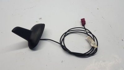 MERCEDES W204 RESTYLING ANTENA DE TECHO 2049050136  