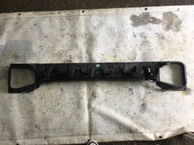 Напрямна бампера заднього абсорбер peugeot 208 i фото №1