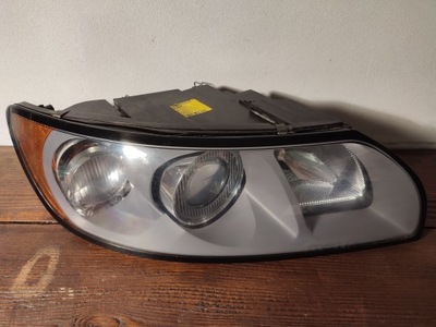 VOLVO S40 V50 2004-2007 LAMP RIGHT H7 EU OE31335222  