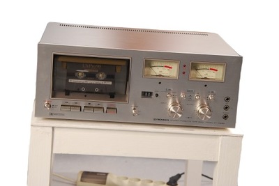 Magnetofon kasetowy Pioneer CT-F8080 srebrny