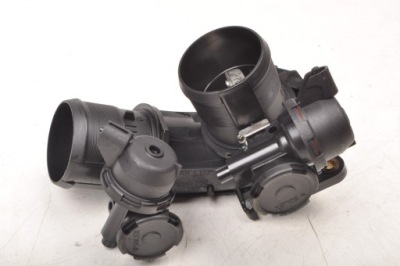 Peugeot 607 2.0 hdi дросельна заслінка 9662306480 фото №1