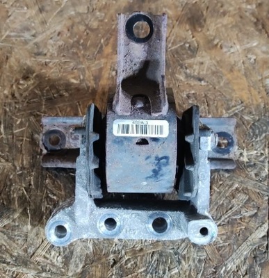 Подушка двигуна jeep patriot compass 2.0 2.4 pb фото №1