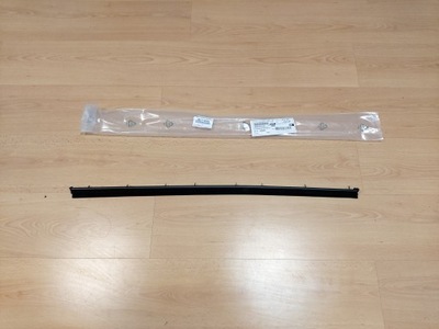 Toyota auris ii прокладка скло двері правий перед фото №1