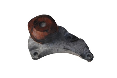 Кронштейн кронштейн двигуна audi a6 c6 2.7 tdi фото №1