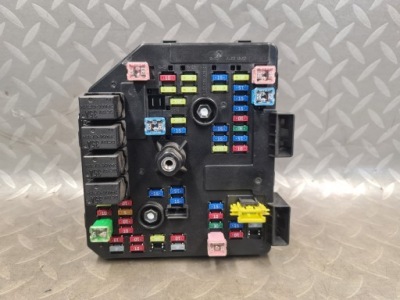 95381499 коробка блок управления предохранителей chevrolet captiva фото №1