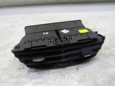 Решётка обдув средняя peugeot 2008 фото №1