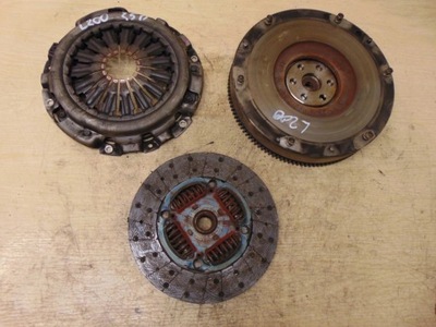 Сцепление колесо двухмассовый mitsubishi l200 2.5 did фото №1