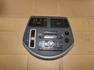 Панель обдув радіо керування quest iii 03-09 фото №1