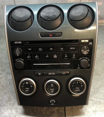 Mazda 6 панель средний радио панель кондиционера фото №1