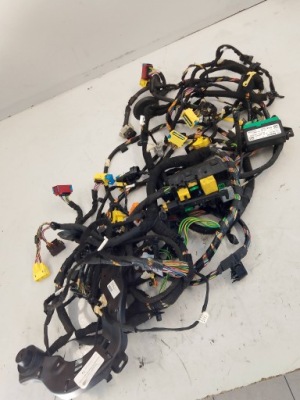 Peugeot 308 t9 жгут электропроводка салона фото №1