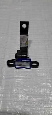 Volvo xc40 2020 петля дверь правый перед верхний 723 фото №1