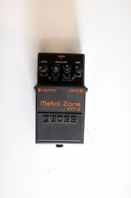 BOSS MT-2 METAL ZONE