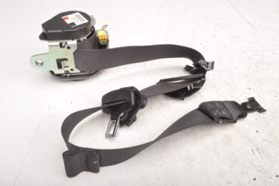 Opel zafira c iii pas левый перед передний 623097100 фото №1