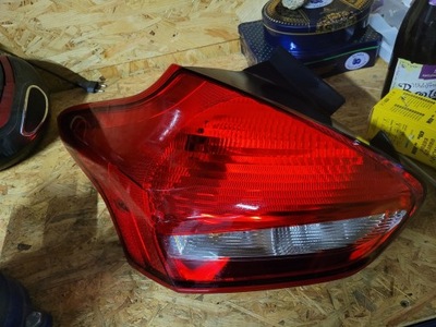 FARO PARTE TRASERA IZQUIERDA FOCUS MK3 RESTYLING HATCHBACK F1EB-13405-GF  