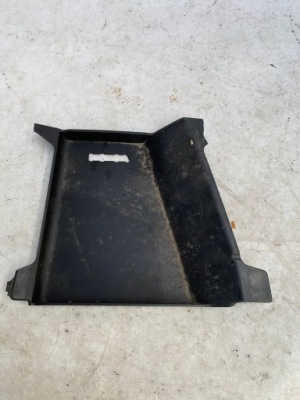 Audi q7 4m заглушка бампера решётка радиатора решётки правая перед фото №1