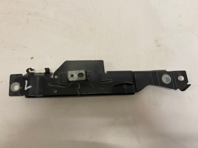 Кронштейн кронштейн крыла левый volvo v90 s90 17-19 фото №1