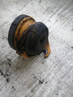 4138 подушка кронштейн двигателя fadroma универсальная фото №1