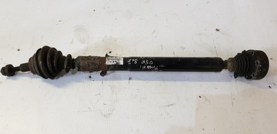 Привідний вал права vw passat b6 1,6 3c0407272ar фото №1