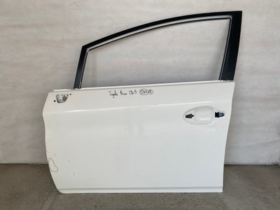 Toyota prius 09r- дверь левая передние poznań giełda фото №1