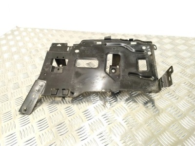 Peugeot 3008 2 2018 полка аккумулятор фото №1