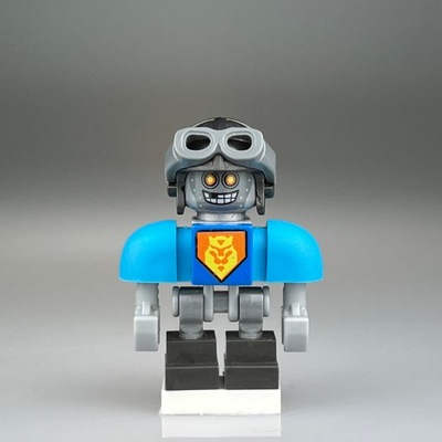 LEGO Nexo Knights Pilot Bot nex063