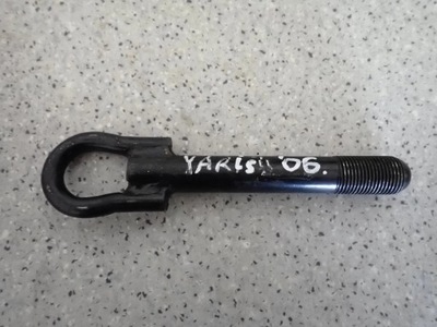 Toyota yaris ii 06-11 вушко буксирувальний hak фото №1