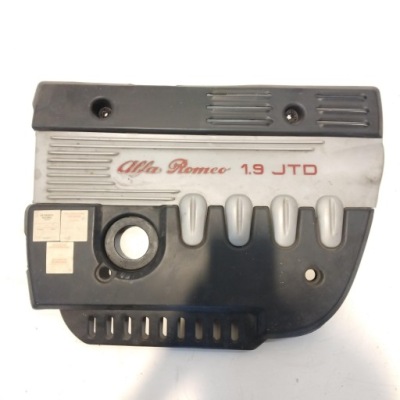 Alfa 147 1,9jtd кришка двигуна 46480339 фото №1
