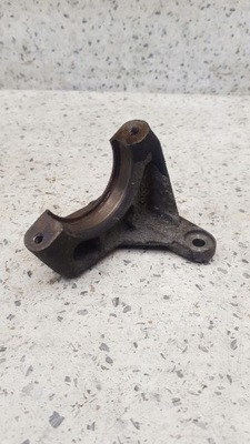 Кронштейн підпора піввісь volvo c70 2.0t фото №1