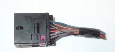 Колодка з'єднувач штекер czarna audi 8e0972575 фото №1