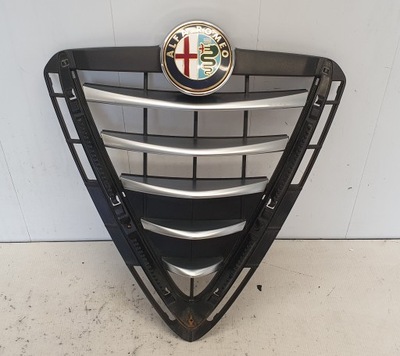 Alfa romeo giulietta lift 13-решётка радиатора решётка радиатора оригинал фото №1