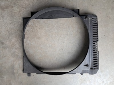 Защита вентилятора mercedes w123 280 1235051655 фото №1