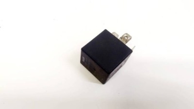 Iveco daily реле 2004 2.8l acb13201 0b112v фото №1