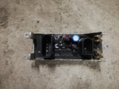 Резистор резистор audi a8 d3 lift 4e0820521b фото №1