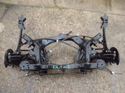 Toyota rav 4 17r гібрид підрамник підрамник балка фото №1