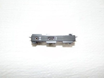 Vw passat b8 usb port 5ta863324b фото №1