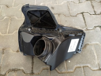 Корпус фільтра audi a4 a5 8r0133835af фото №1