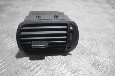 Решітка обдув audi оригінальний номер 8l0820901 фото №1