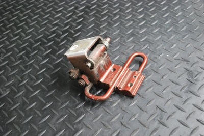 Петля двері правий задня audi a6 c6 8e0833412 фото №1