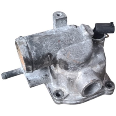 Корпус термостата mercedes w203 2.2 cdi фото №1