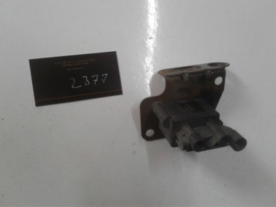 Mercedes w213 клапан распределитель airmatic 2513200158 фото №1