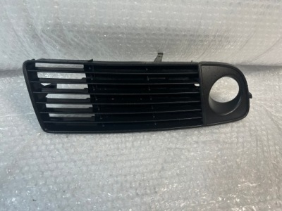 Audi a6 c5 4b0 правый  решётка перед фото №1