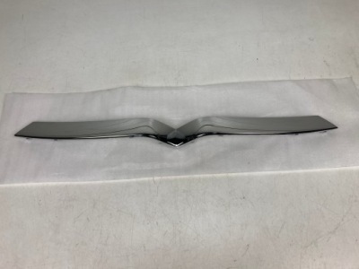 Решітка радіатора хром молдинг бампера tesla x nowa 1047022-00-d фото №1