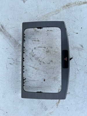 Рамка захист панель радіо навігації vw passat b7 3aa858069h фото №1